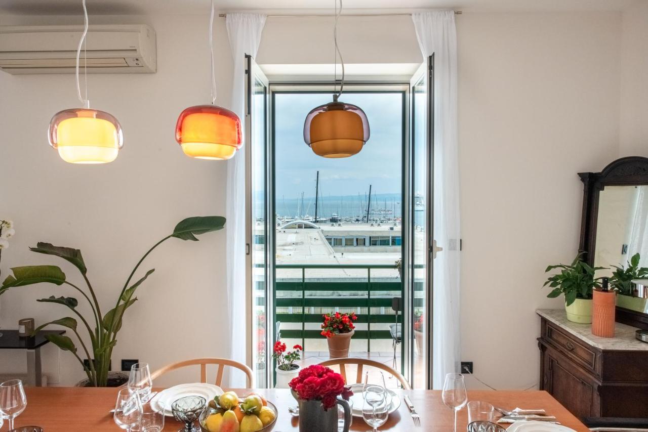 Airy Seafront 1920S Apartment Split Extérieur photo