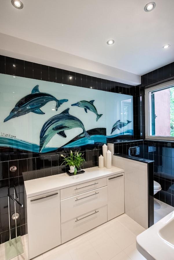 Airy Seafront 1920S Apartment Split Extérieur photo